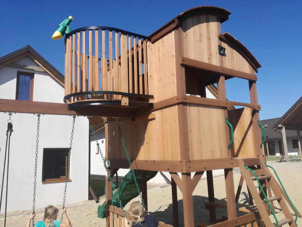Drewniany Plac Zabaw Skyfort Elite Backyard Discovery Ze zjeżdżalnią, Huśtawkami i Domkiem