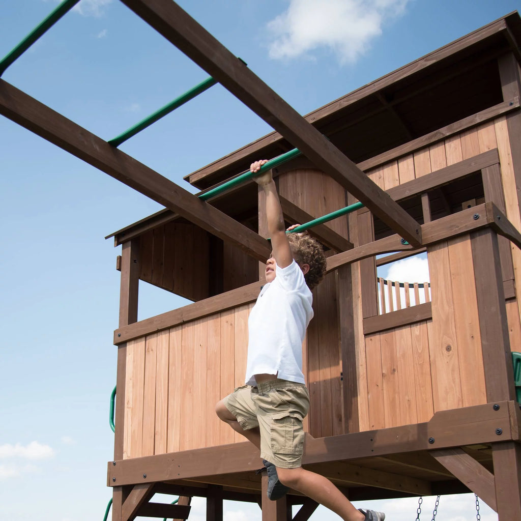 Drewniany Plac Zabaw Skyfort Elite Backyard Discovery Ze zjeżdżalnią, Huśtawkami i Domkiem
